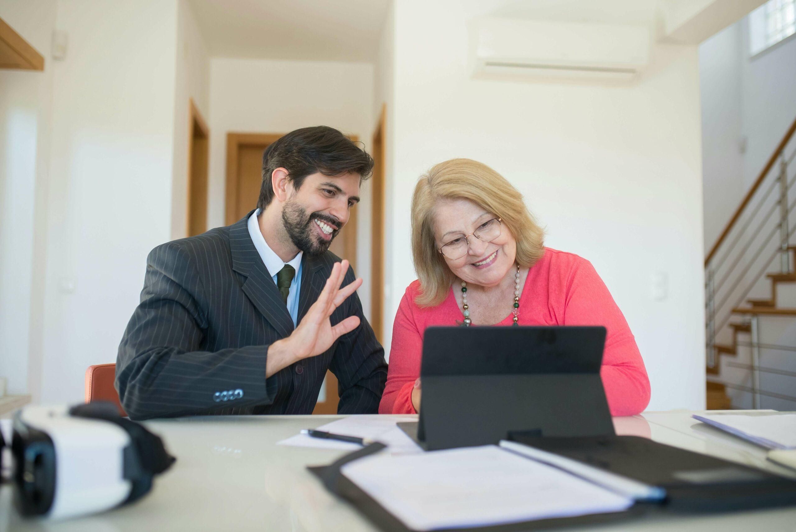 Dicas para contratar corretores imobiliários para seu negócio